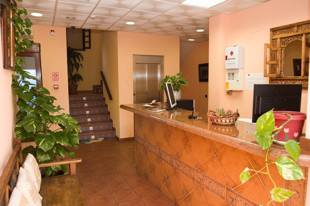 Hotel Rural "Victoria" Humanes Ngoại thất bức ảnh